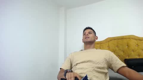 chris_dick2 online show from May 2026 05:15:01 AM