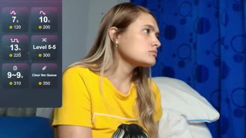 Snapshot of chris_sharon2023 chatting on February 2025 02:05:02 AM Yarixa online show from February 2025 02:05:02 AM