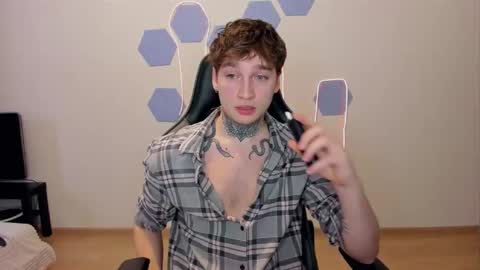 Snapshot of chris_tyson chatting on December 2024 07:16:02 AM Chris Tyson online show from December 2024 07:16:02 AM