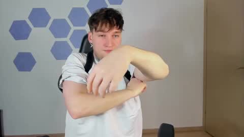 Snapshot of chris_tyson chatting on January 2025 06:31:01 PM Chris Tyson online show from January 2025 06:31:01 PM