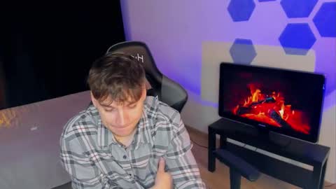 Snapshot of chris_tyson chatting on February 2025 10:25:01 PM Chris Tyson online show from February 2025 10:25:01 PM