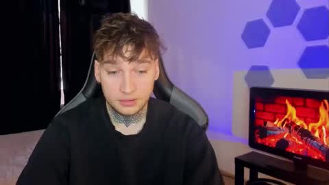 Snapshot of chris_tyson chatting on February 2025 08:50:01 AM Chris Tyson online show from February 2025 08:50:01 AM