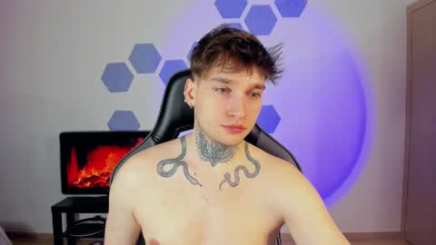 Snapshot of chris_tyson chatting on February 2025 11:00:02 PM Chris Tyson online show from February 2025 11:00:02 PM