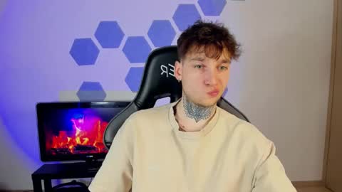 Snapshot of chris_tyson chatting on March 2025 11:58:02 PM Chris Tyson online show from March 2025 11:58:02 PM