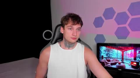 Snapshot of chris_tyson chatting on October 2025 09:45:02 PM Chris Tyson online show from October 2025 09:45:02 PM