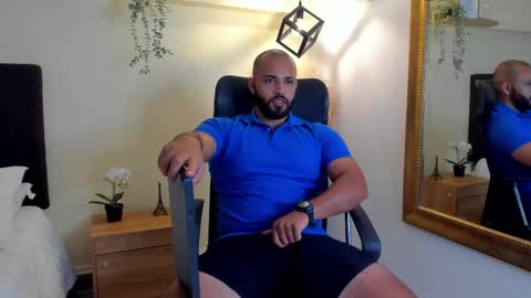 Chris Varden online show from May 2026 08:15:01 PM