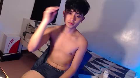 Snapshot of chris_walker22 chatting on September 2025 07:13:02 AM Shawty Chris online show from September 2025 07:13:02 AM