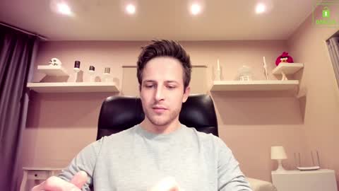 Snapshot of chriscarrey chatting on December 2024 02:09:01 AM Chris online show from December 2024 02:09:01 AM