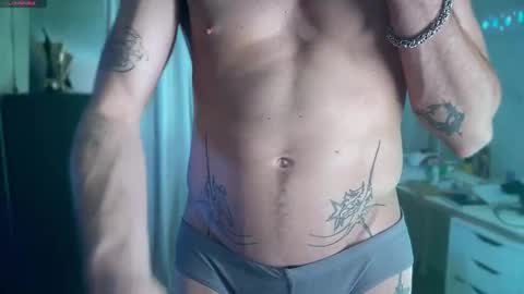 Content creator  artist online show from October 2025 02:20:01 AM