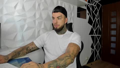 Snapshot of chrisjordan666 chatting on October 2025 08:00:02 AM Chris Jordan online show from October 2025 08:00:02 AM