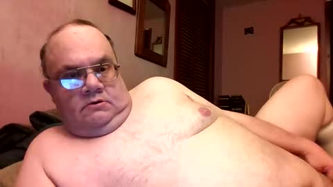 Snapshot of chrismini312 chatting on May 2026 01:21:01 AM Chris The Jerk Off King online show from May 2026 01:21:01 AM