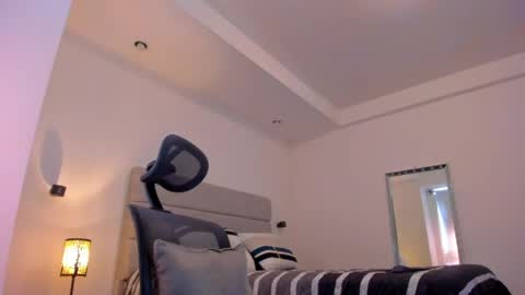 chrismorgan24 online show from May 2026 03:09:02 PM