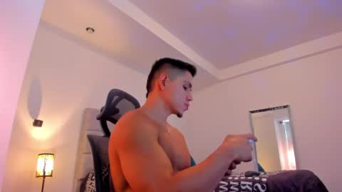chrismorgan24 online show from June 2026 03:29:01 PM