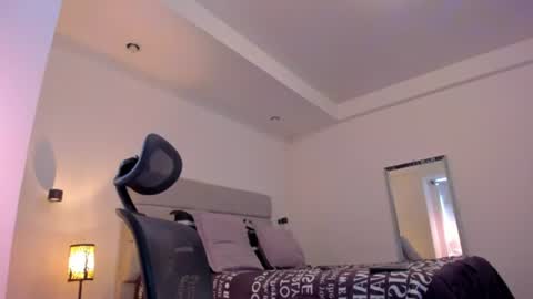 chrismorgan24 online show from July 2026 03:15:01 PM