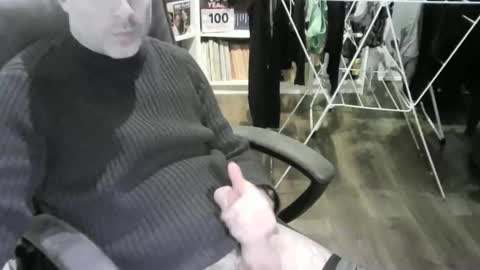 chrisprngr online show from February 2026 02:01:02 PM