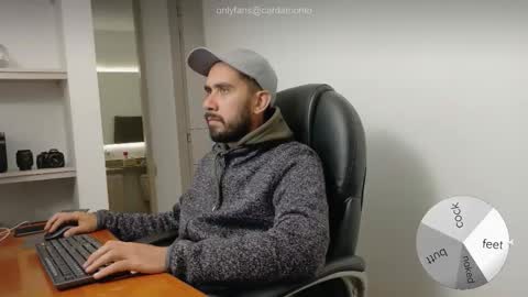 Snapshot of chrissmithin5 chatting on November 2025 03:23:01 AM Cardamomo online show from November 2025 03:23:01 AM