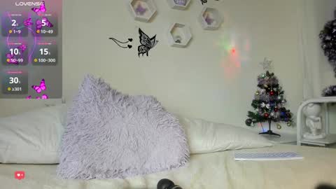 Christal online show from December 2024 03:51:01 AM