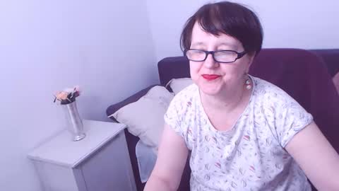 Snapshot of christarose chatting on December 2024 01:10:01 AM Christa online show from December 2024 01:10:01 AM