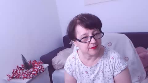 Snapshot of christarose chatting on December 2024 05:12:01 AM Christa online show from December 2024 05:12:01 AM