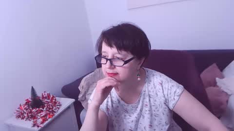 Snapshot of christarose chatting on December 2024 09:43:01 PM Christa online show from December 2024 09:43:01 PM