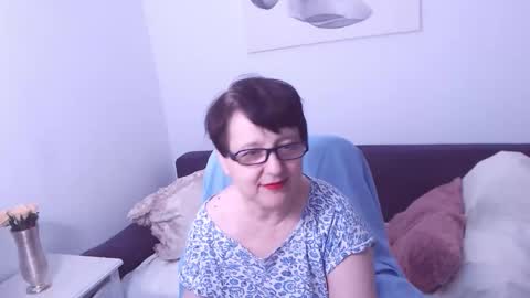 Snapshot of christarose chatting on November 2025 12:53:01 AM Christa online show from November 2025 12:53:01 AM