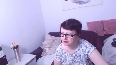 Snapshot of christarose chatting on November 2025 02:00:02 AM Christa online show from November 2025 02:00:02 AM