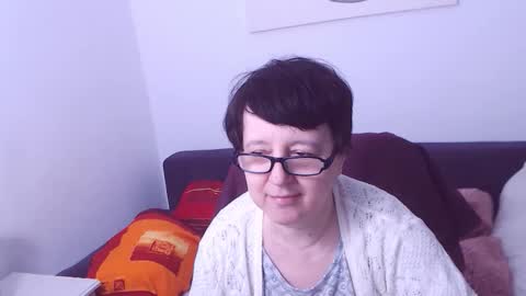 Snapshot of christarose chatting on November 2025 11:30:01 PM Christa online show from November 2025 11:30:01 PM