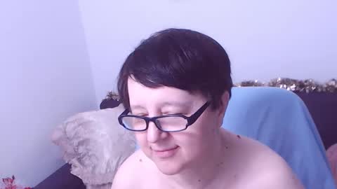 Snapshot of christarose chatting on December 2025 08:25:01 PM Christa online show from December 2025 08:25:01 PM