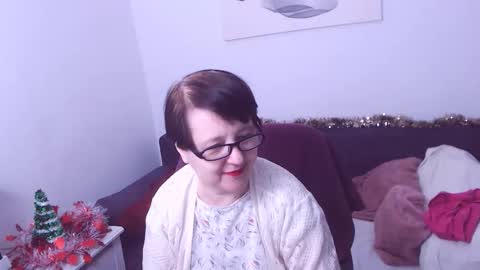 Snapshot of christarose chatting on December 2025 02:29:01 AM Christa online show from December 2025 02:29:01 AM