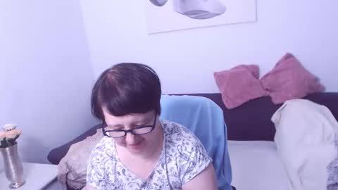 Snapshot of christarose chatting on February 2026 10:46:01 PM Christa online show from February 2026 10:46:01 PM