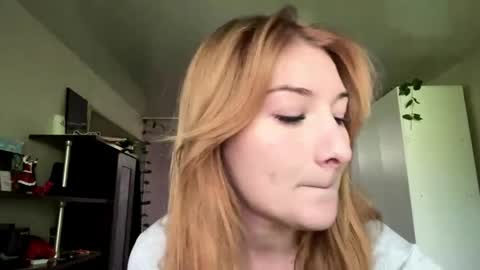 Christia online show from April 2026 08:50:02 AM