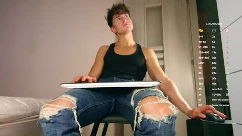 UPVOTE ME ------  ILL DO SOMETHING FOR FREE online show from December 2025 04:47:02 PM