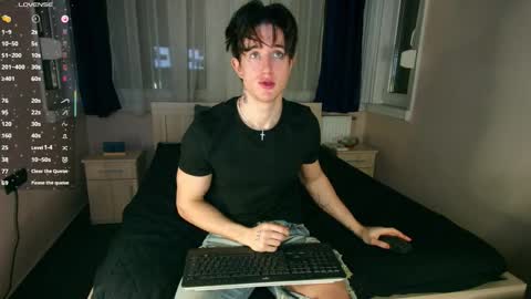 UPVOTE ME ------  ILL DO SOMETHING FOR FREE online show from January 2026 04:44:01 PM
