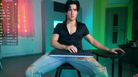 UPVOTE ME ------  ILL DO SOMETHING FOR FREE online show from May 2026 08:32:01 AM