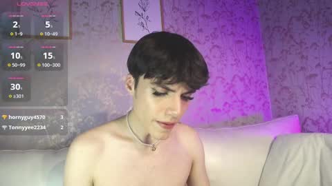 Snapshot of christianm_18 chatting on December 2024 11:33:01 AM Chris online show from December 2024 11:33:01 AM