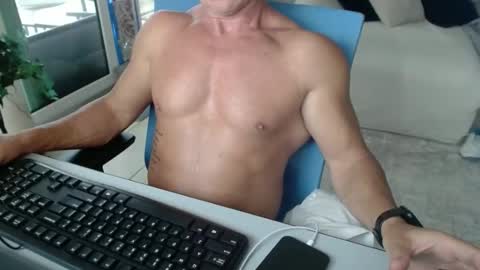 Michael USA online show from April 2026 06:17:02 PM