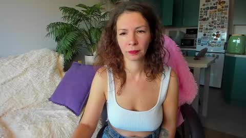 Chris online show from October 2025 06:47:01 AM