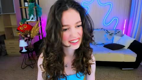 christinaconteeree online show from September 2025 04:19:02 PM