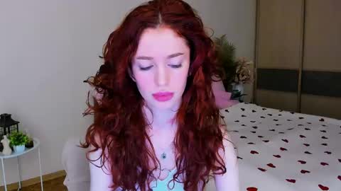 christinaconteeree online show from May 2026 04:17:02 AM