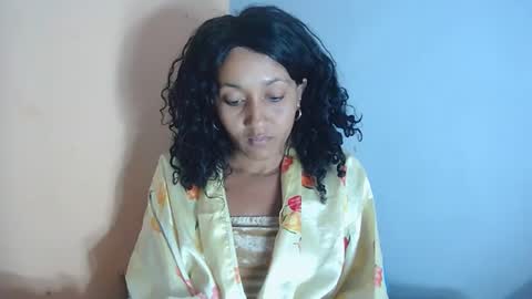 Snapshot of christine213 chatting on November 2025 06:33:02 AM christine213 online show from November 2025 06:33:02 AM