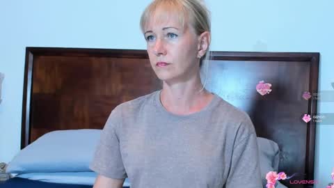 Snapshot of christine_35 chatting on January 2025 07:17:01 PM Christine - online show from January 2025 07:17:01 PM