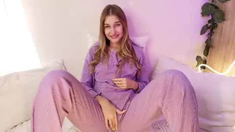 Christine Cardo online show from June 2026 11:40:02 PM