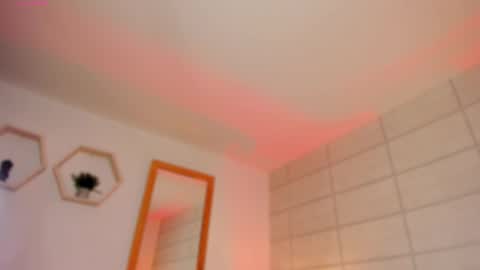 Christine  online show from September 2025 12:08:02 PM