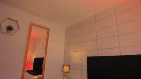 Christine  online show from February 2026 12:15:01 PM