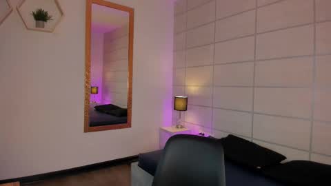 Christine  online show from March 2026 11:59:02 AM