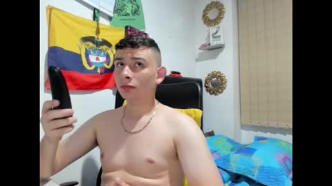 christmiller_1 online show from January 2026 02:06:02 AM