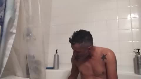 Snapshot of christopher_rain chatting on November 2025 11:16:01 PM Christopher Rain online show from November 2025 11:16:01 PM