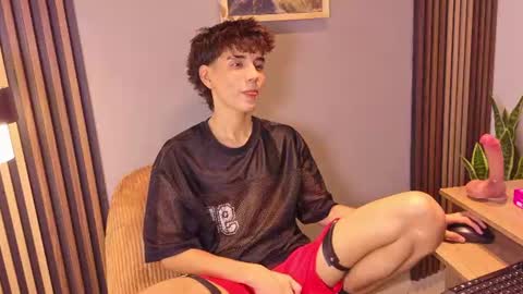 Chris online show from August 2026 01:42:01 PM