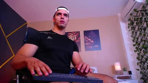 Christopher Black online show from October 2025 01:12:01 PM