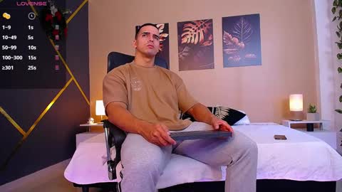 Christopher Black online show from January 2026 01:13:02 PM